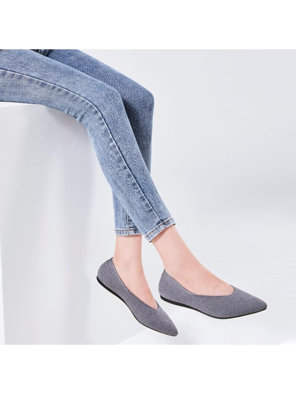 Women's Grey Solid Comfort Pointed Toe Softable Pull On Knit Casual Flat Shoes - Picture 2 of 6